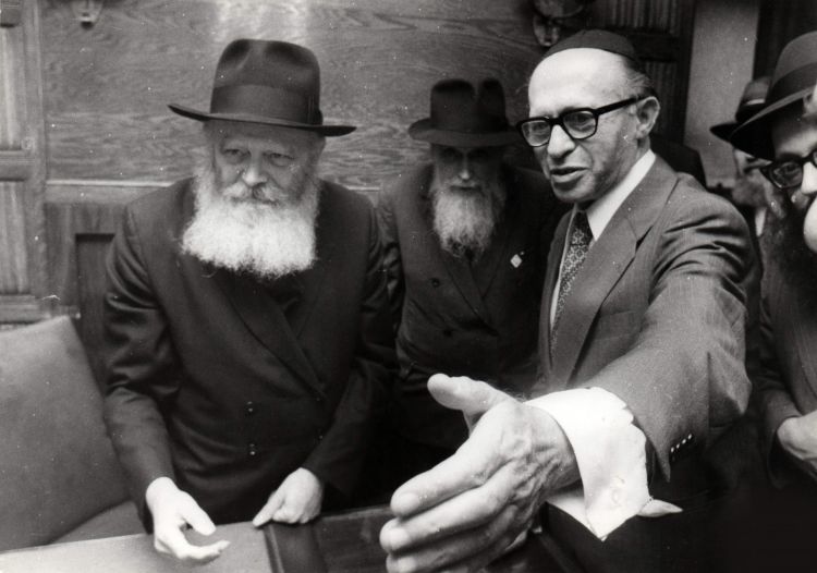 ראש הממשלה אצל מלך המשיח: "באתי אל מורינו ורבינו הנעלה"